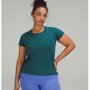 Lululemon - size 6 - Swiftly tech short sleeve shirt race length - green jasper
